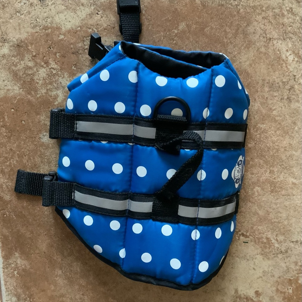NWOT..PAWS ABOARD..dog life jacket